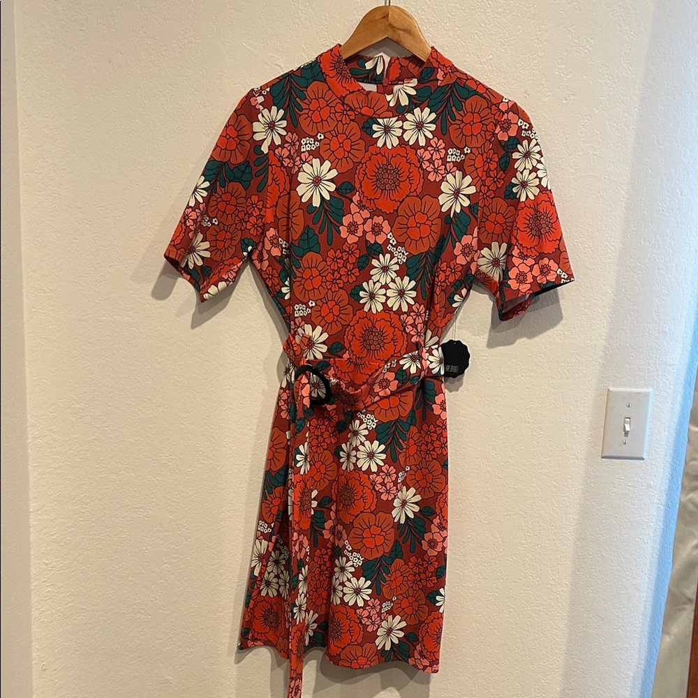 Joanie Clothing retro floral dress